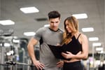 10 Fitness Expert Tips For Picking A Gym