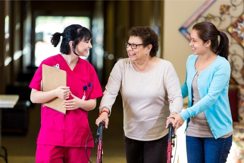 5 Tips On Choosing The Best Assisted Living Service