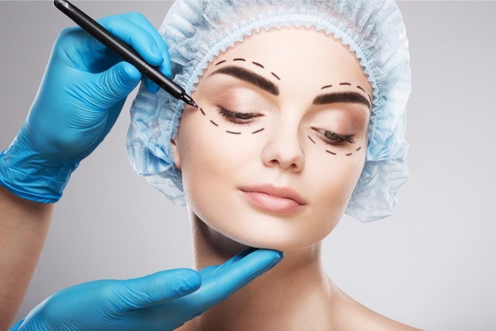 15 Tips For Choosing A Cosmetic Surgeon