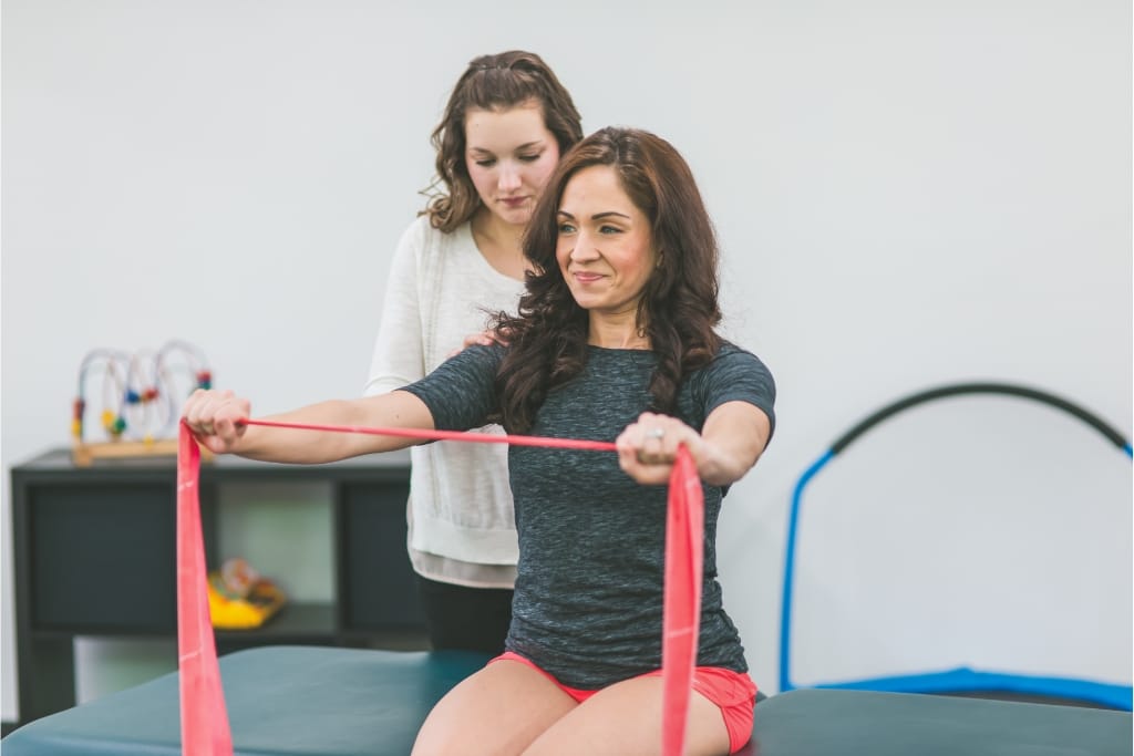 7 Reasons Why People Choose Physical Therapy Over Other Treatments