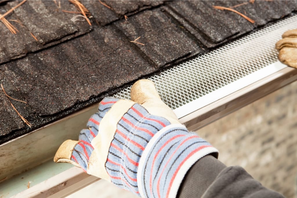 7 Signs It's Time To Consider Gutter Guards