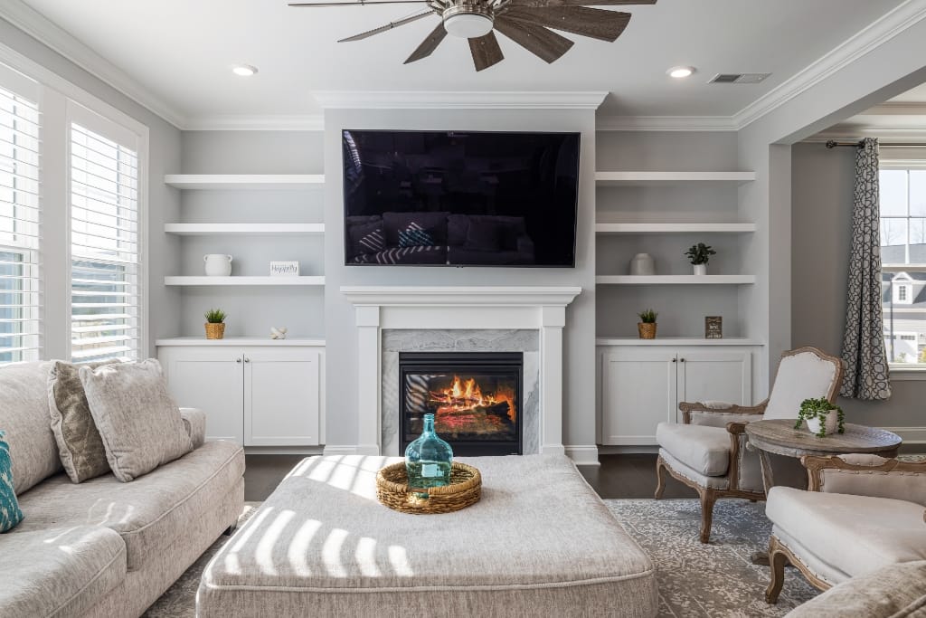 14 Stylish Ways To Organize Your Living Room That Will Impress Guests