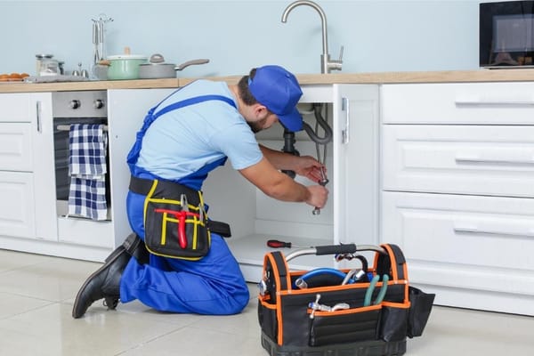 6 Plumbing Tips For Homeowners